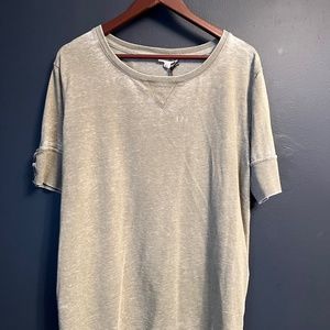 Women’s army green slub tee